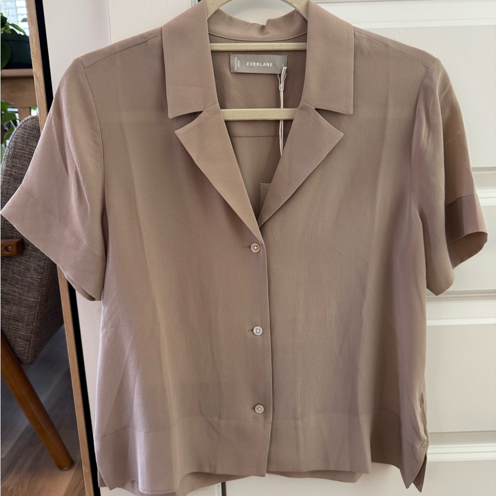 Everlane Clean Silk Short Sleeve Notch Shirt